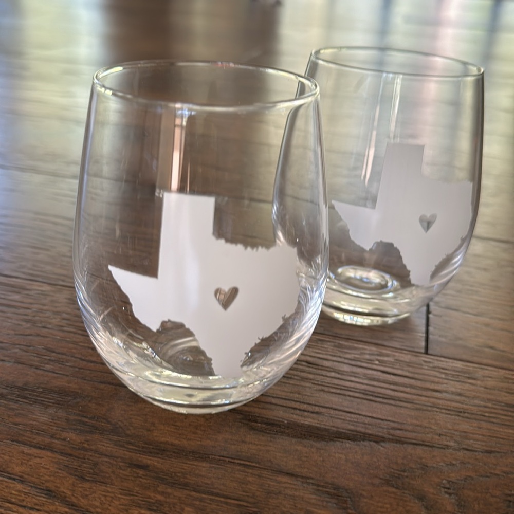 ❤️ of Texas wine glasses (pr)